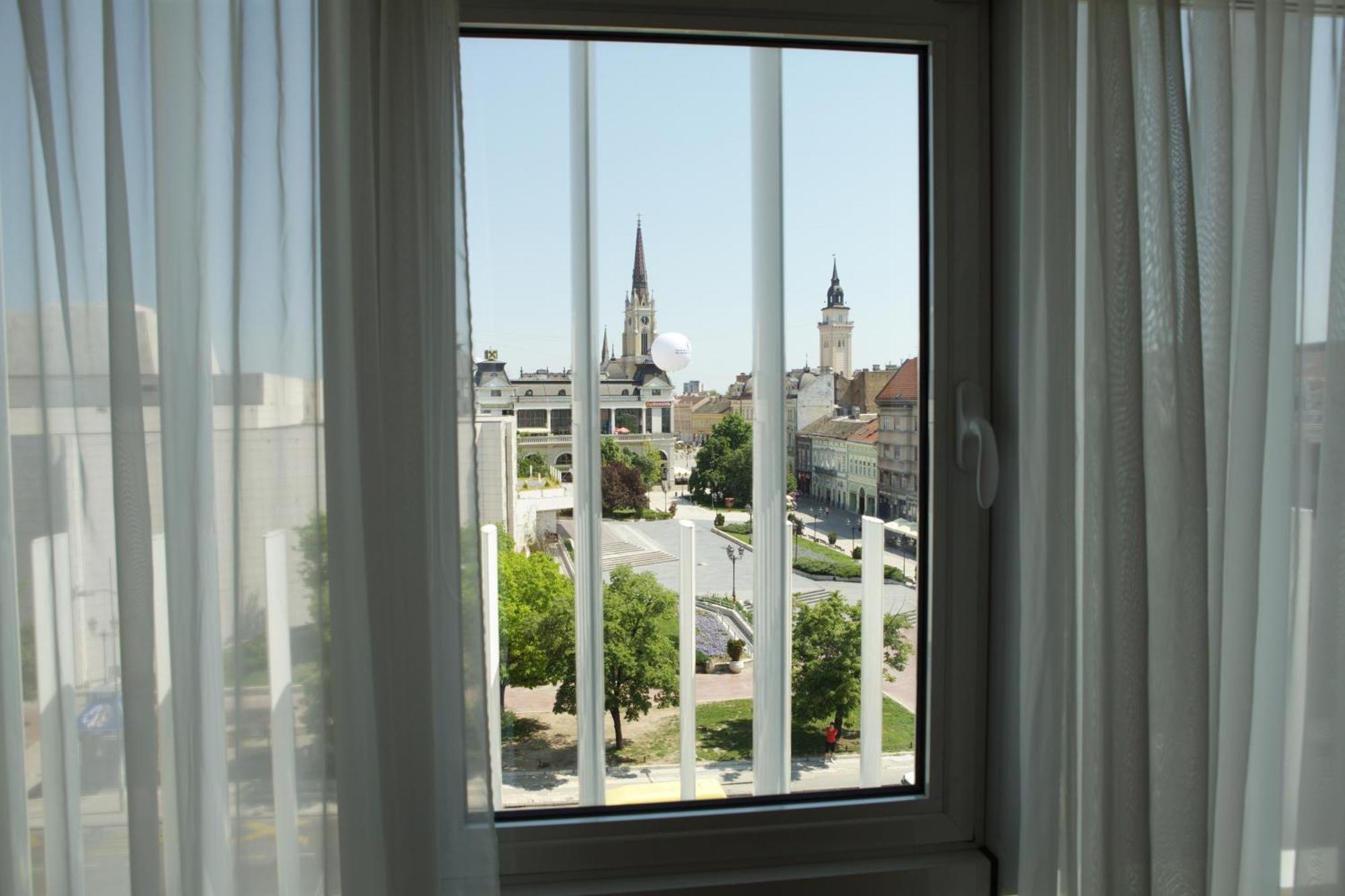 Garni Hotel Centar Novi Sad Exterior foto